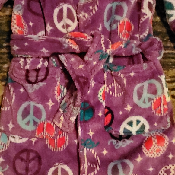 Purple Peace Housecoat - Picture 4 of 4